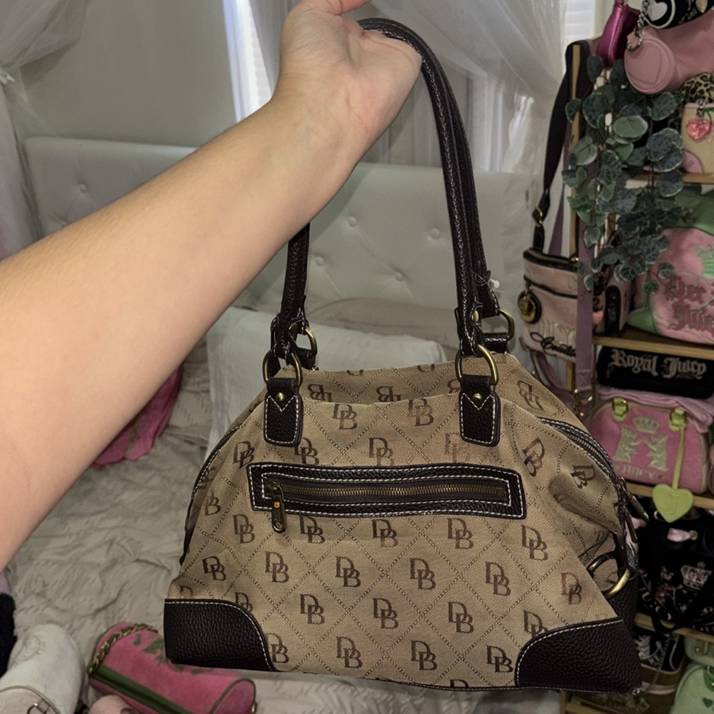 Dooney and Bourke tote bag - Picture 3 of 6